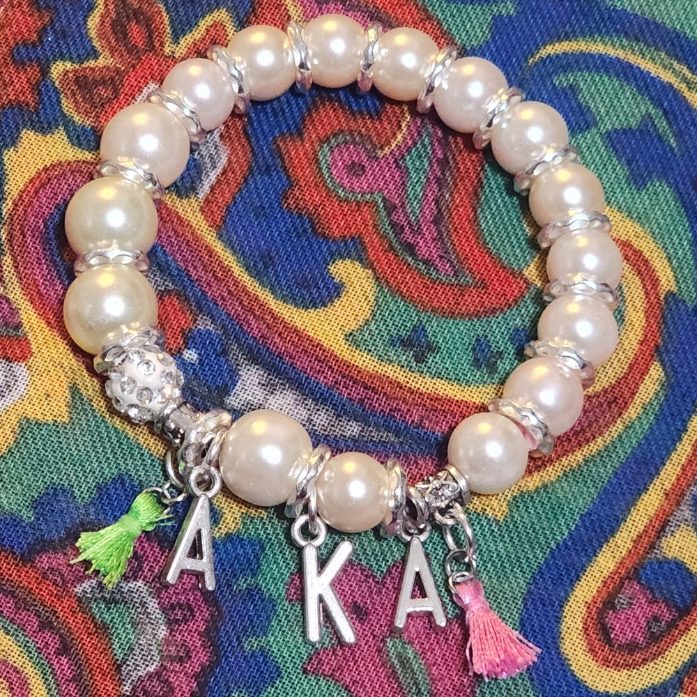 AKA pearl bracelet
